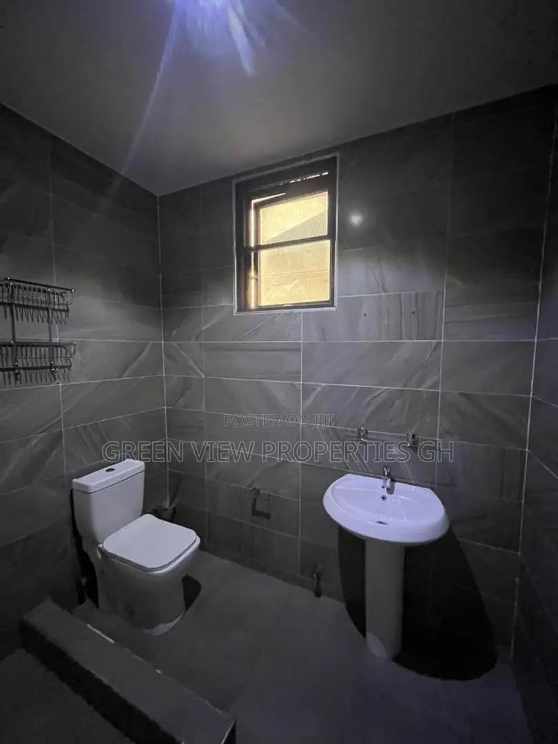 2bdrm Apartment in Haatso for rent