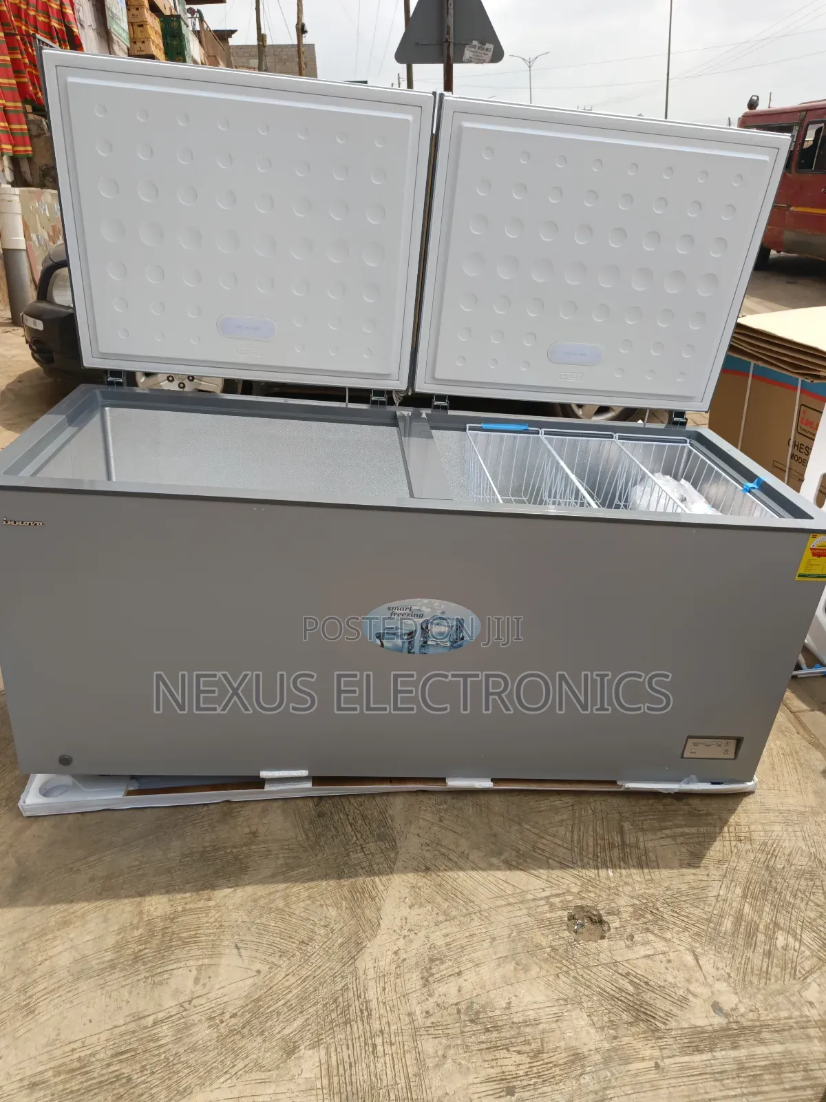 Brand New Innova 708ltrs Double Door Chest Freezer.