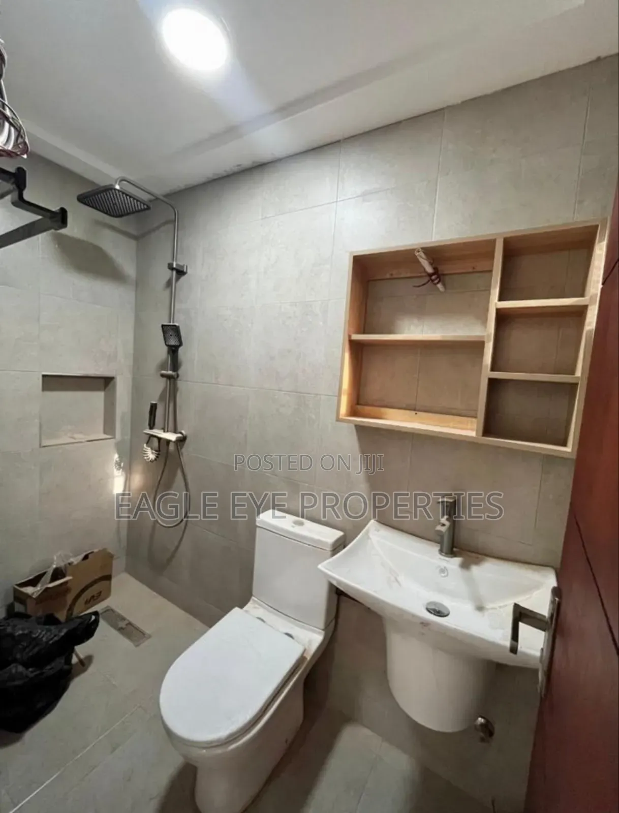 4bdrm House in Amasaman for sale