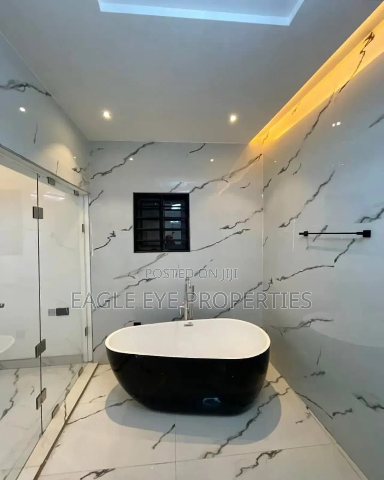 4bdrm House in Amasaman for sale