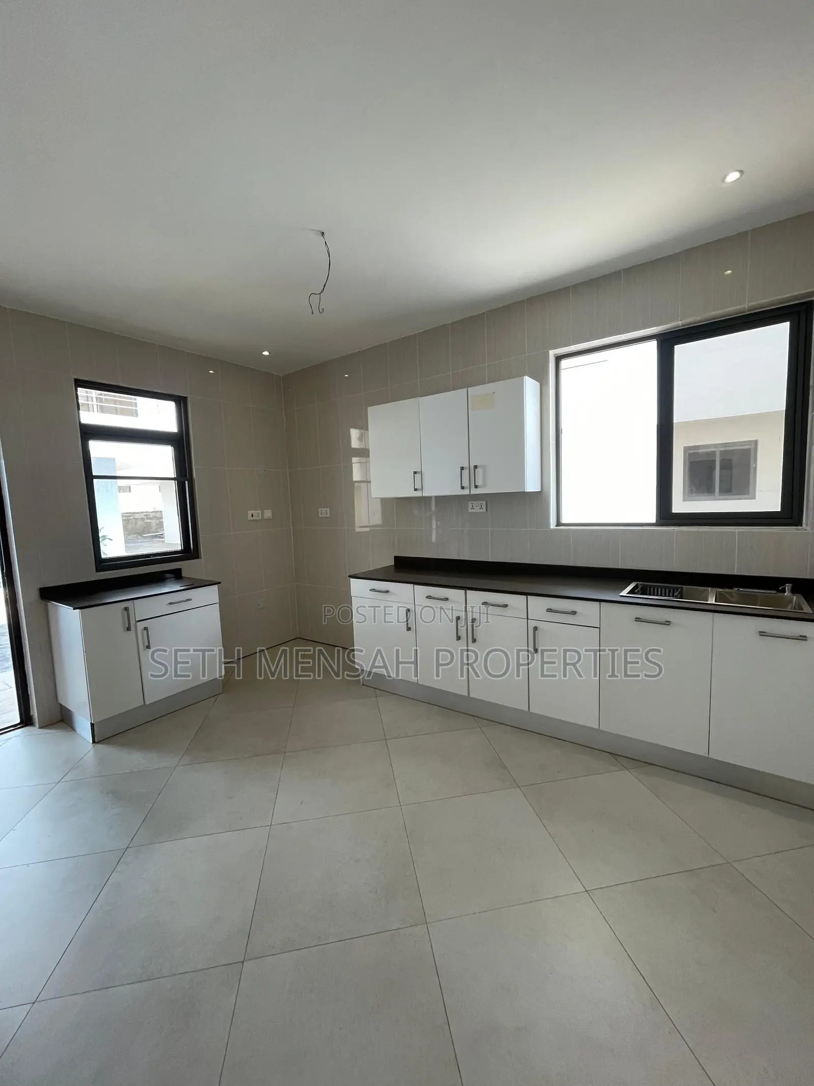 3bdrm House in Skm, Lincoln School Area for rent