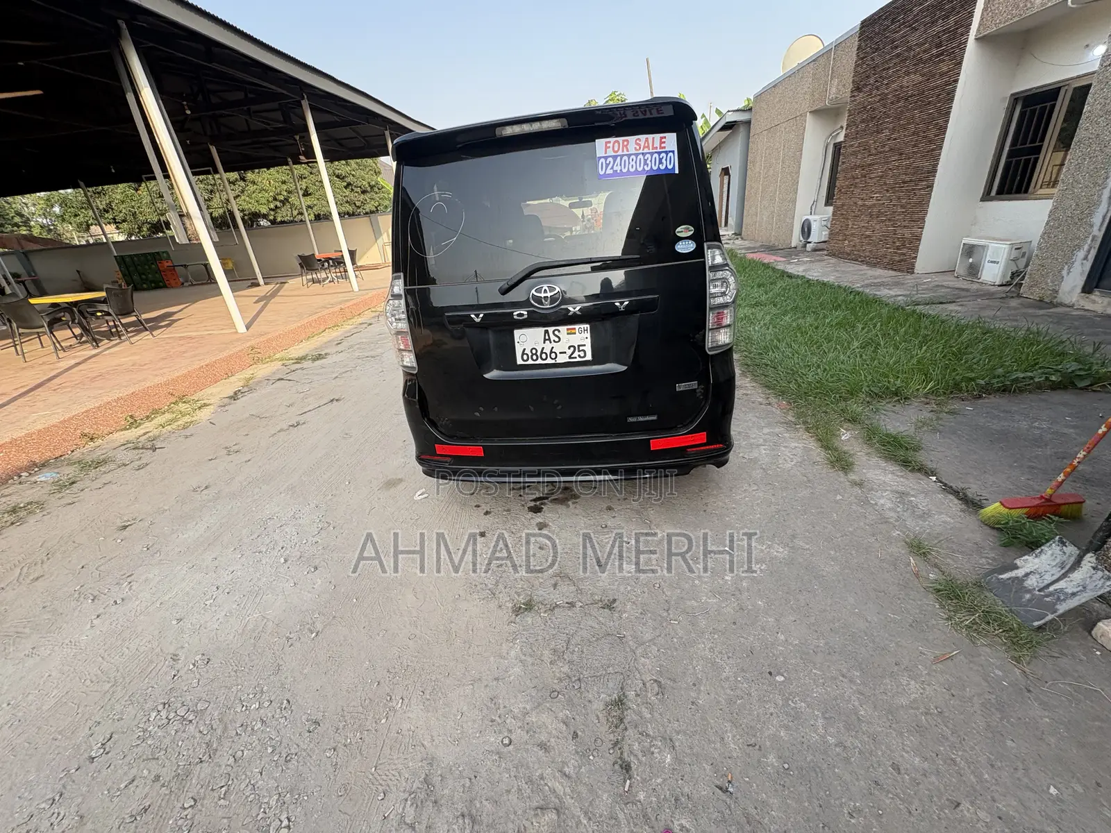 Toyota Voxy 2013 Black