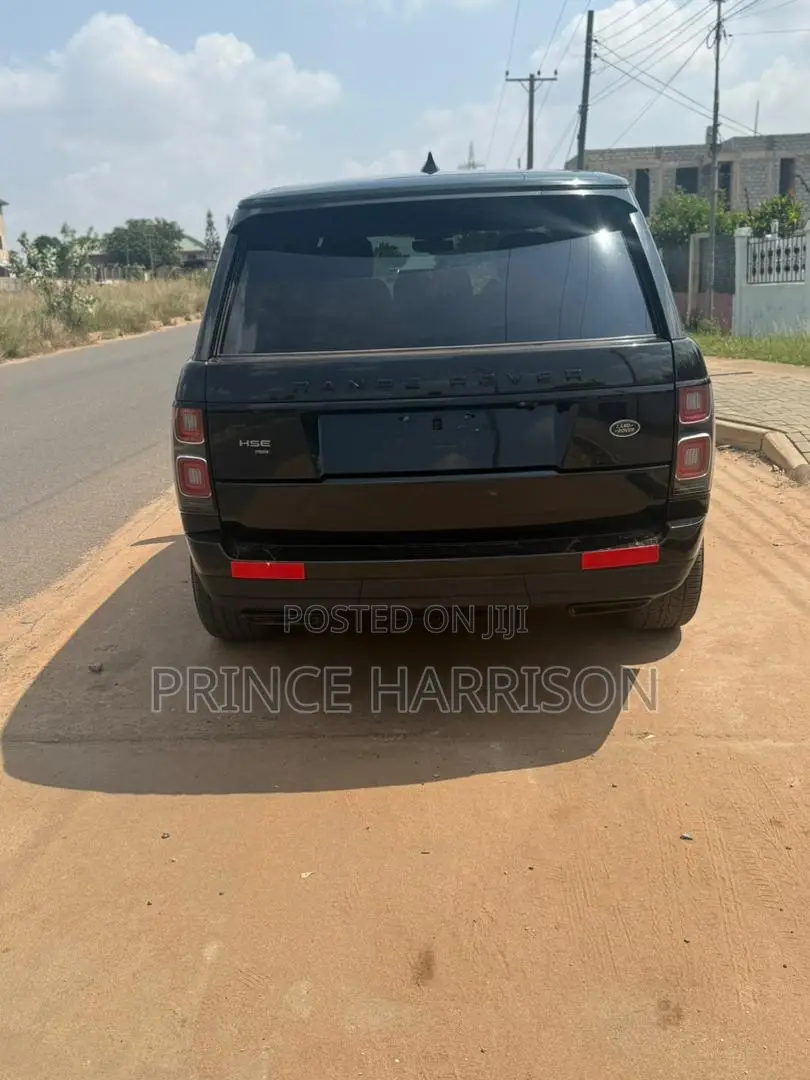 Land Rover Range Rover Vogue 2022 Black