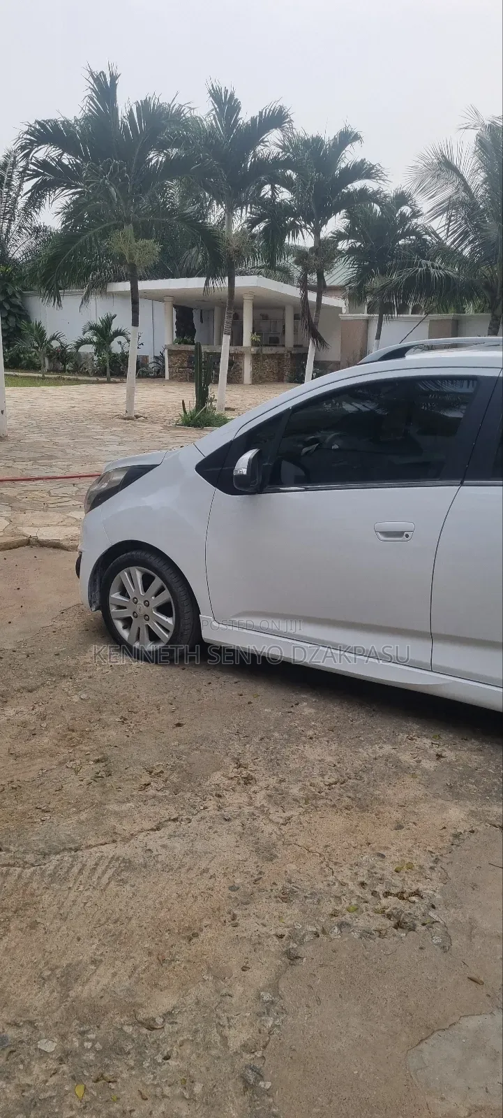 Chevrolet Spark 2015 White