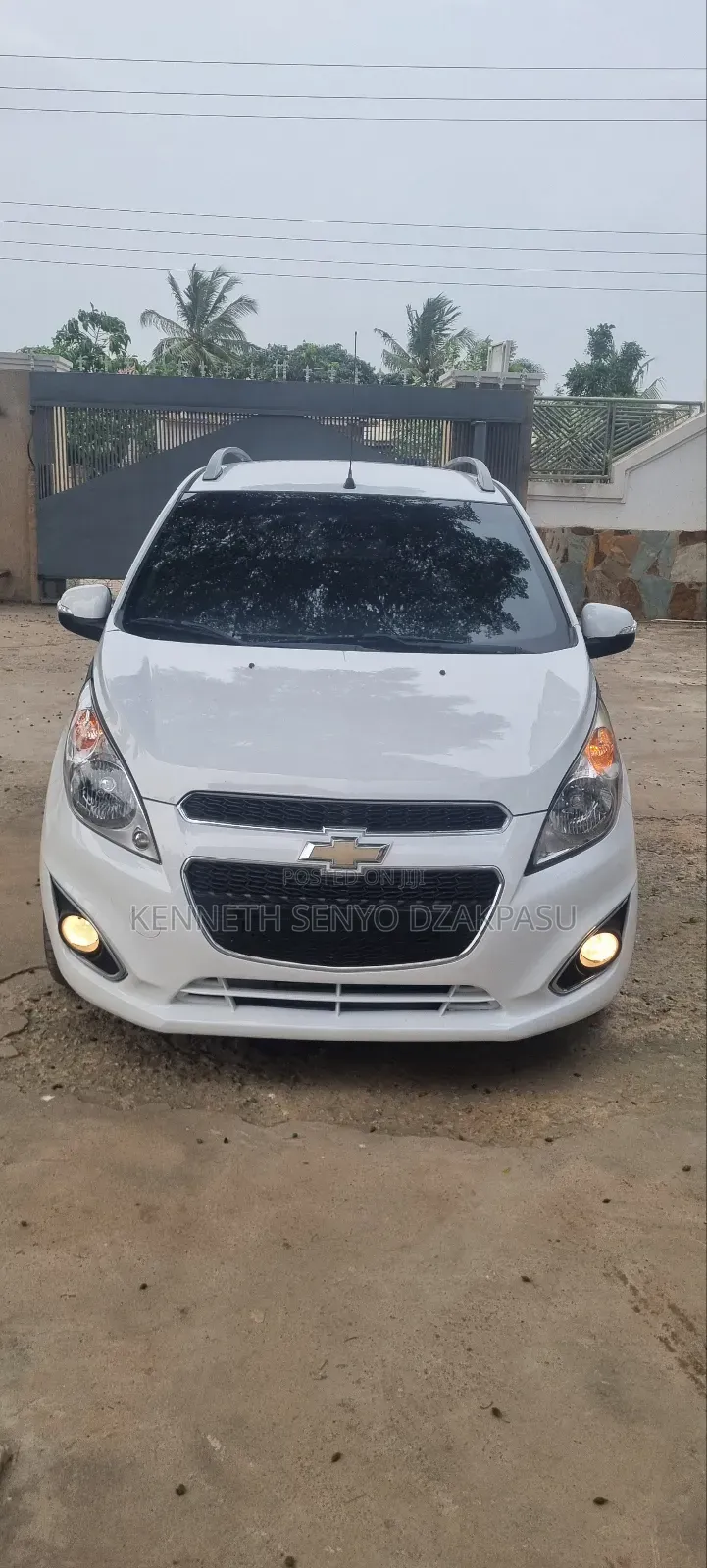 Chevrolet Spark 2015 White