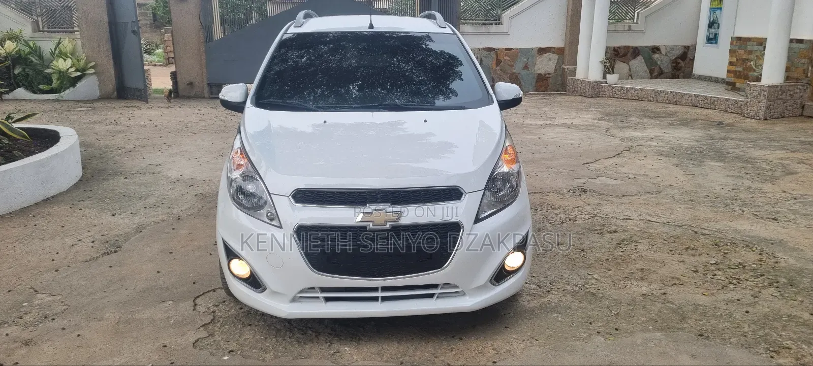 Chevrolet Spark 2015 White