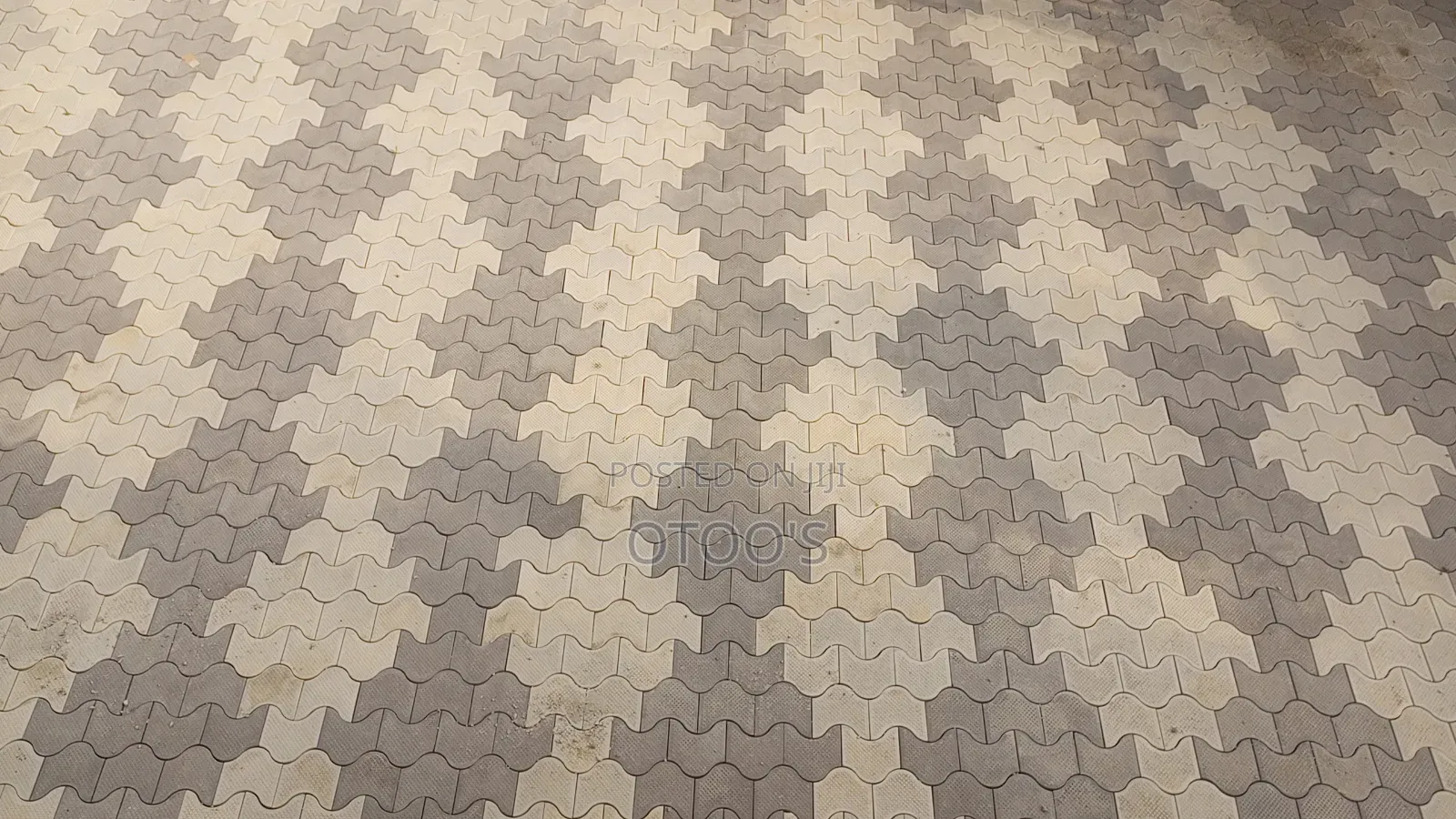 Get 5-7% Discount.C"Shape Interlocking Pavers.