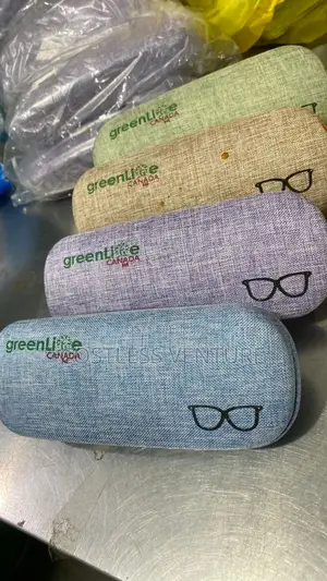Greenlife Premium Eye Glasses Case Set (1 Case + 1 Cleaning Cloth)