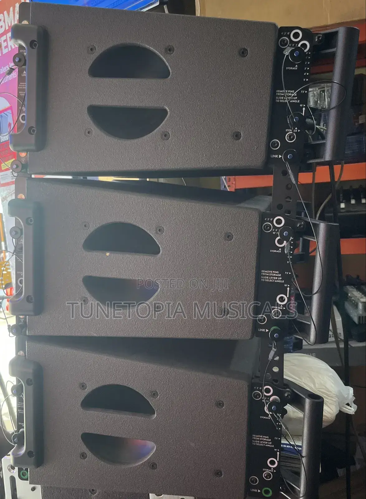 Kara 3pieces 8inches Line Array Loudspeakers.