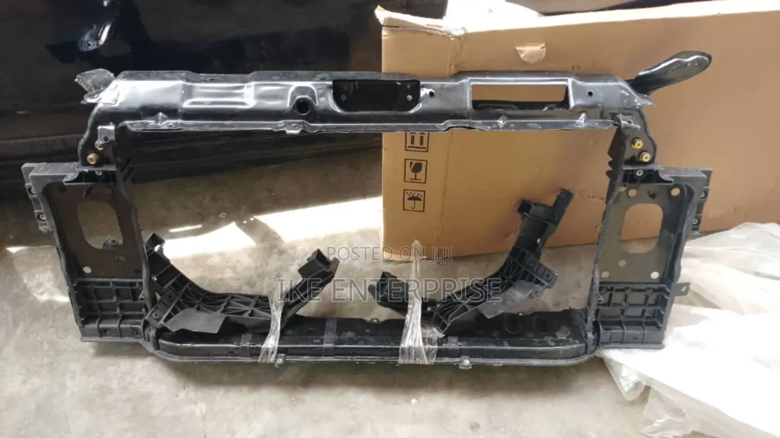 Hyundai Elantra Radiator Support 2011,2012,2013,2014,2015