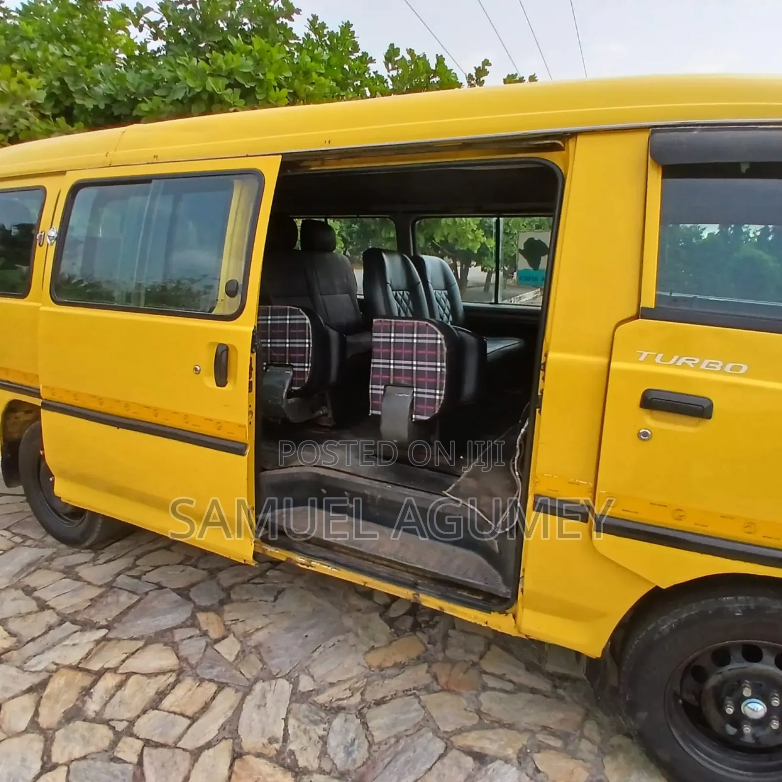 Hyundai H-100 2001 Yellow