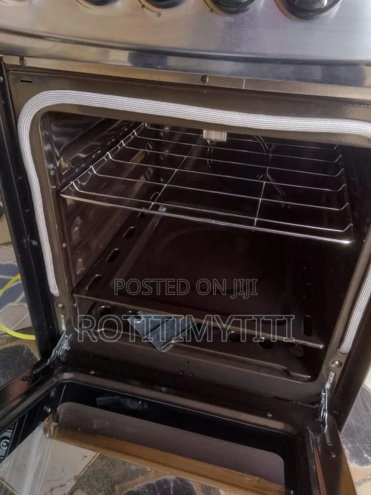 Stainless 4 Burner Mirror Finished Cooker
