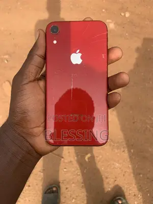 Apple iPhone XR 128 GB Red