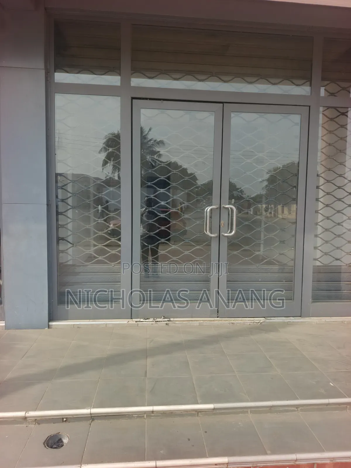 Shop for Rent at Teshie Tebibiiano