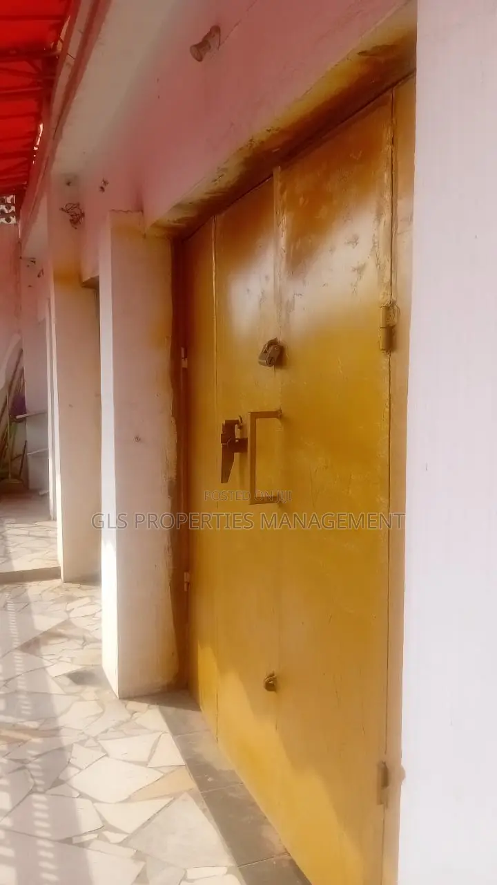 Shops for Rent in Accra Rawlings Park Gate 2