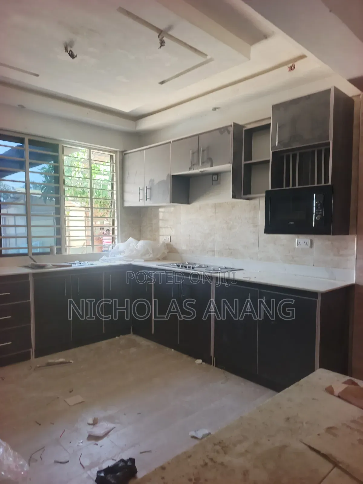 2bdrm Apartment in The Dorns Properties, New Town for rent
