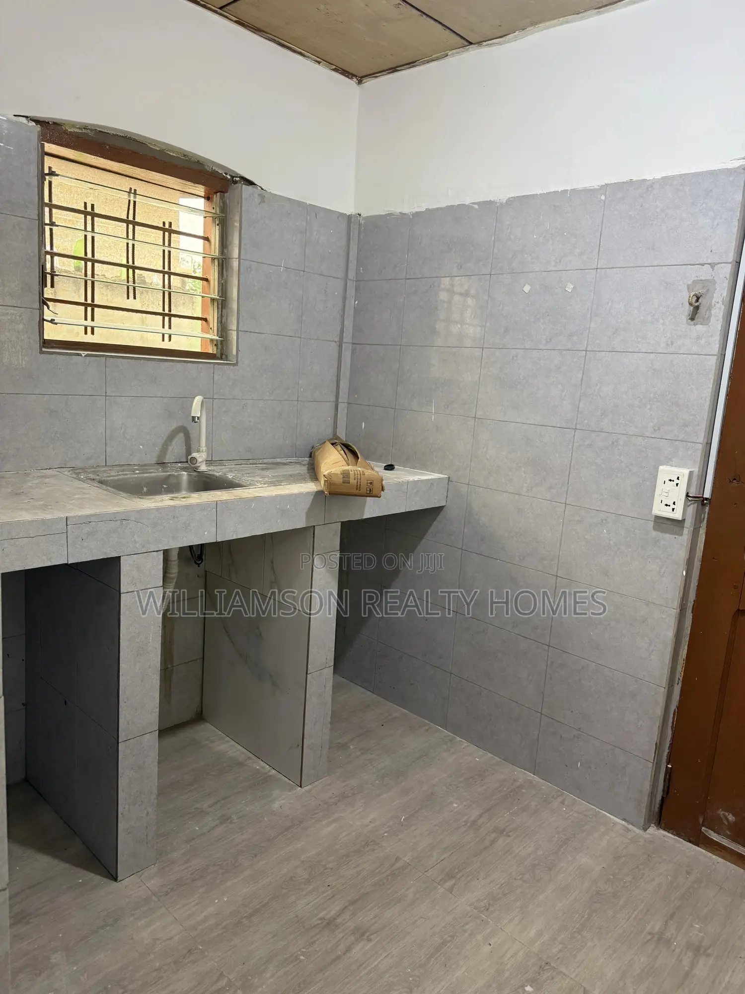 1bdrm Apartment in Regimanuel Estate,, Spintex for rent