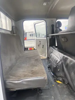Hyundai Mighty Double Cab 2005 White