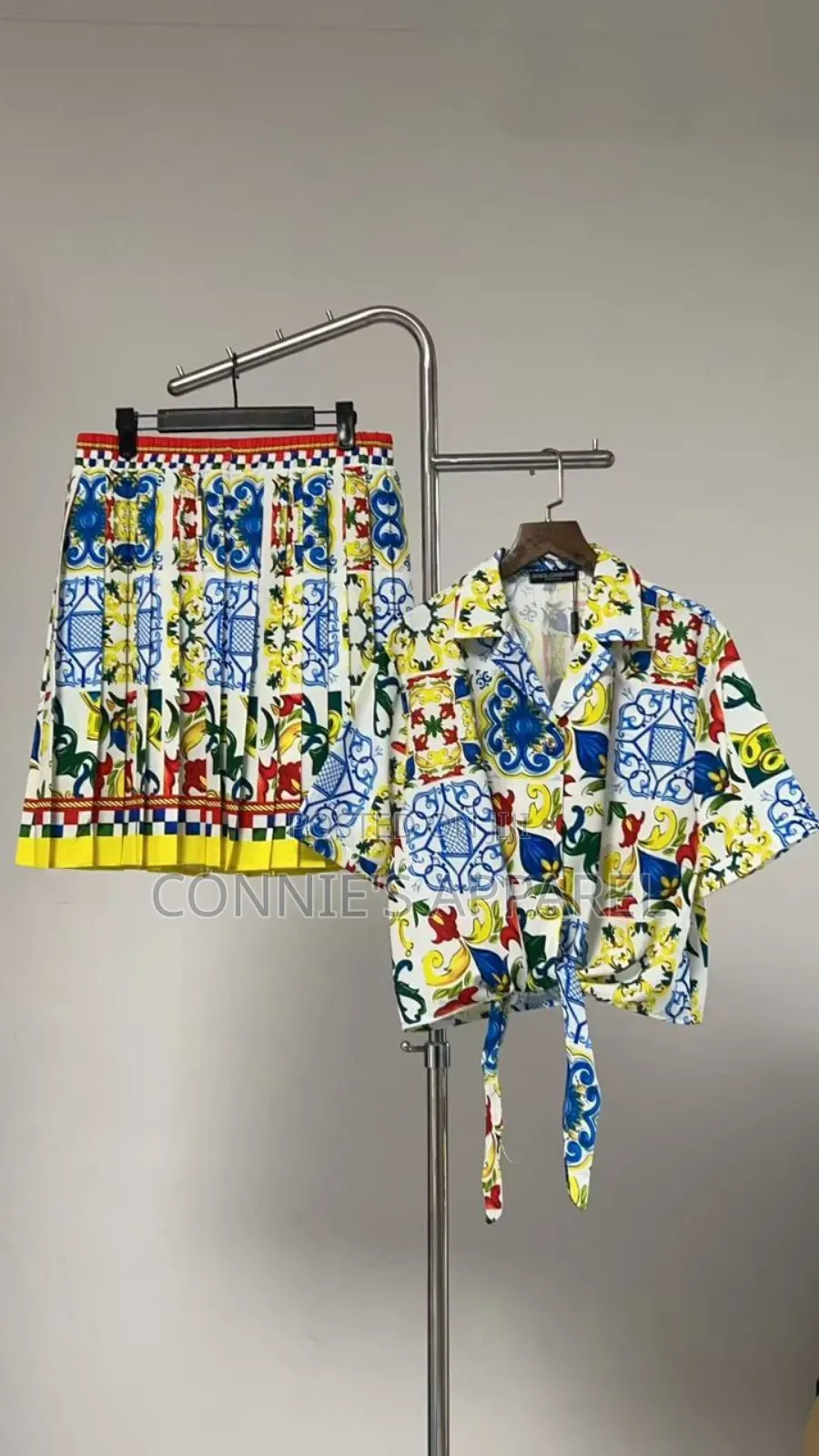 Two Pieces Dress Available for Ladies