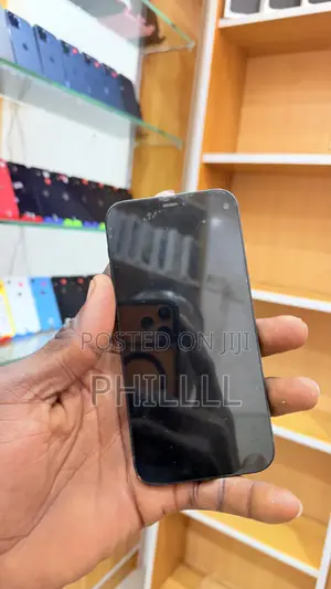 Apple iPhone 12 64 GB Black