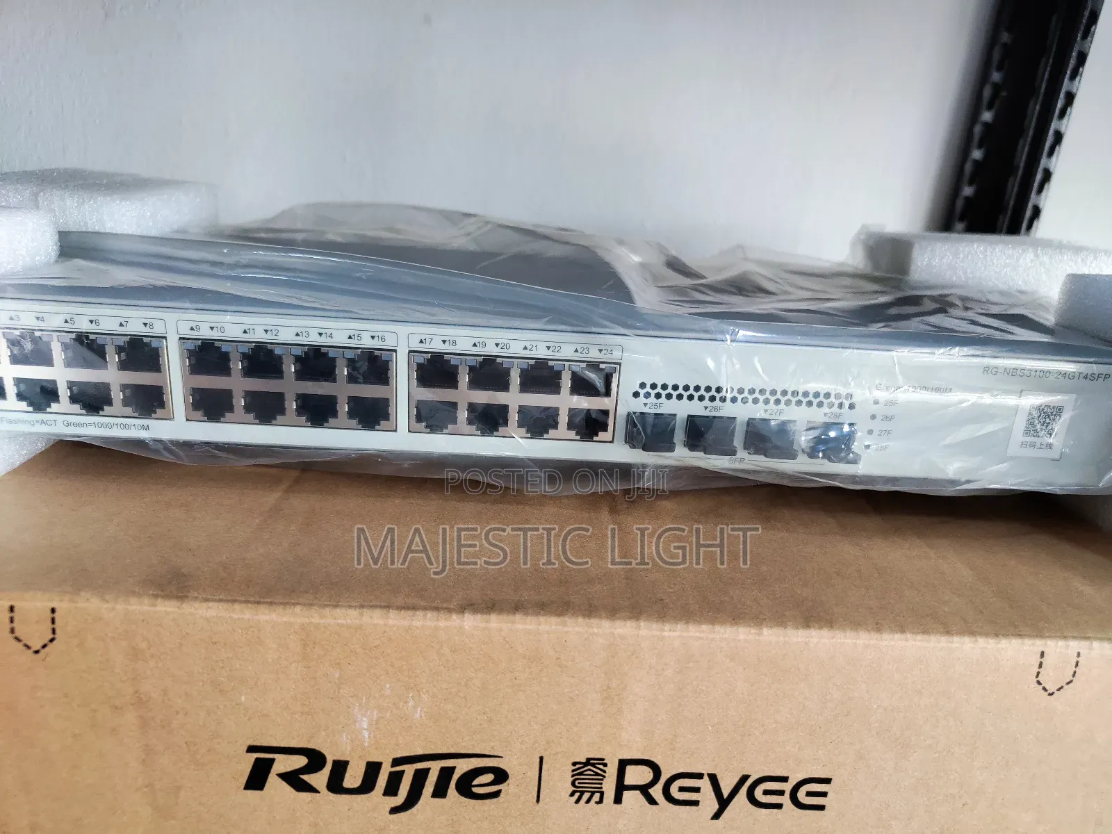 Ruijie 24 Port Gigabit + 4 Sfp