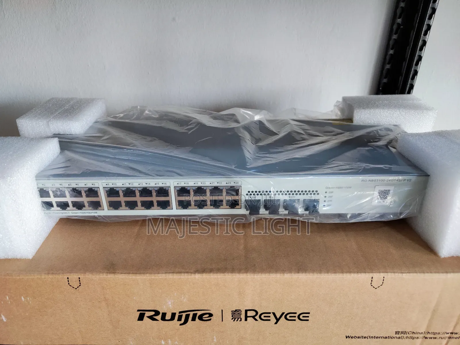Ruijie 24 Port Gigabit + 4 Sfp