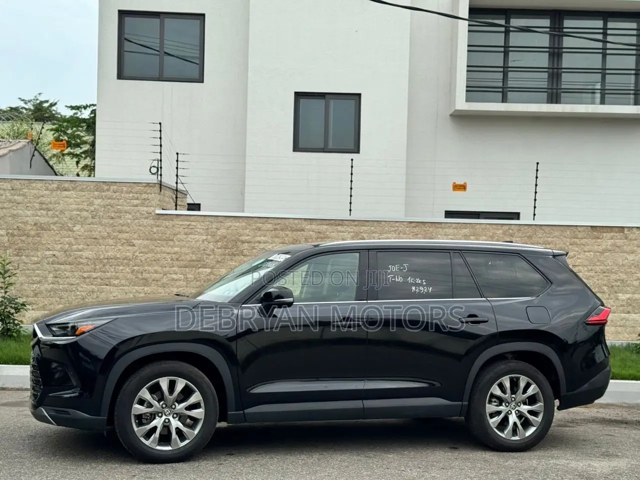 Toyota Grand Highlander Limited AWD 2024 Black