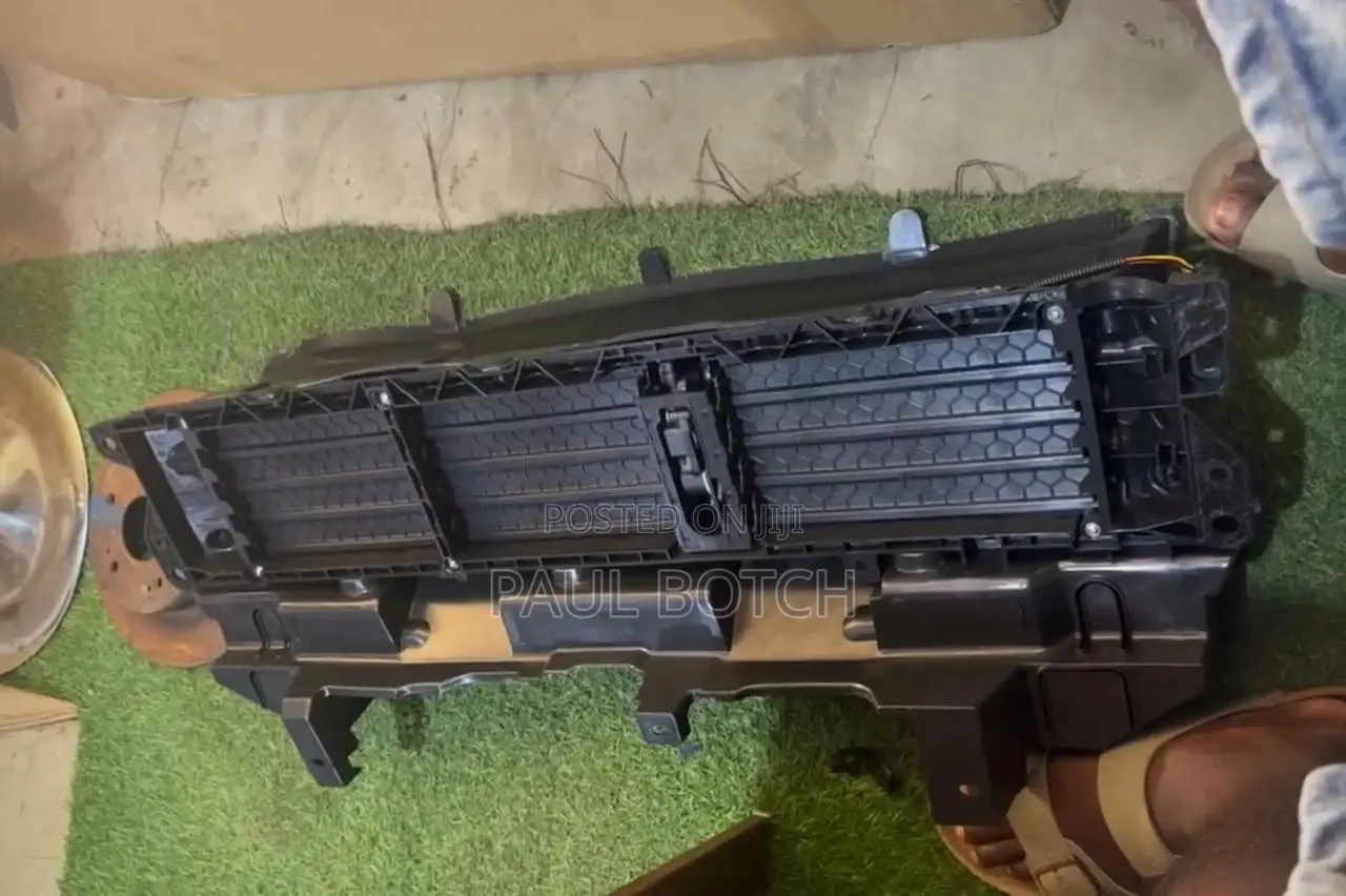 Honda Cr-v 2017-2019 Shutter Grille