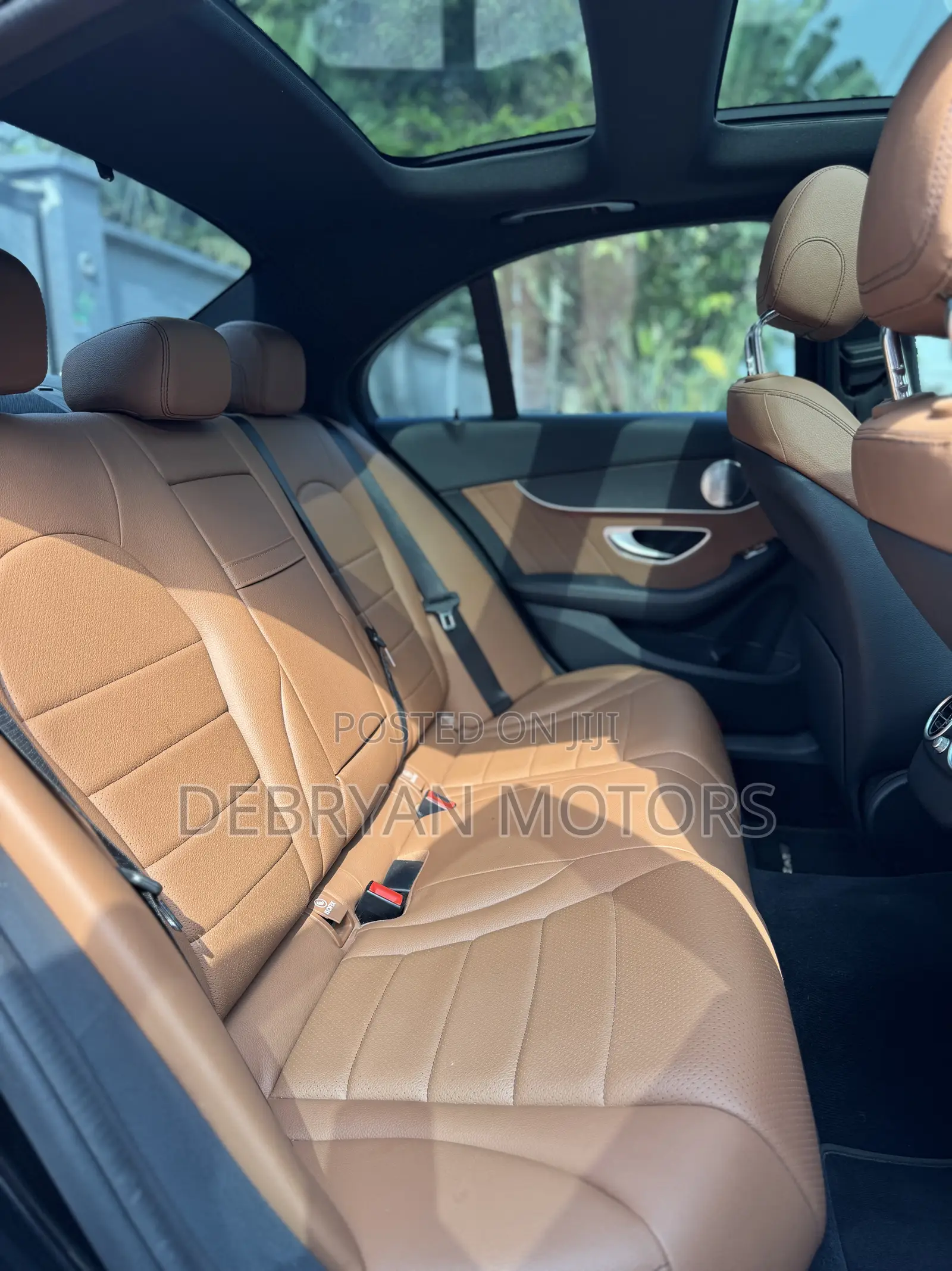 Mercedes-Benz C300 2020 Black
