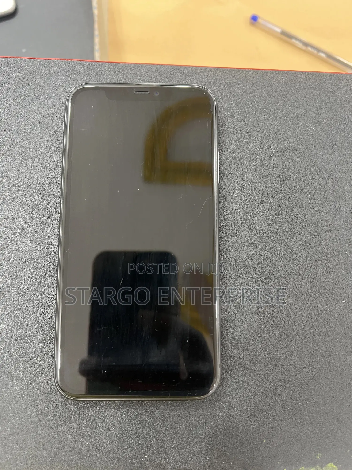 Apple iPhone 11 64 GB Black