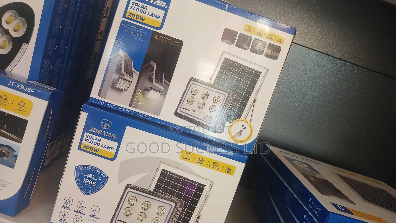 100w Solar Flood Light