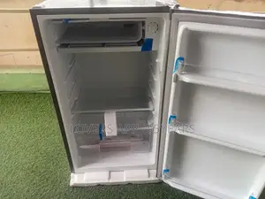 Westpool Refrigerator, Ultracool Compact Refrigerator