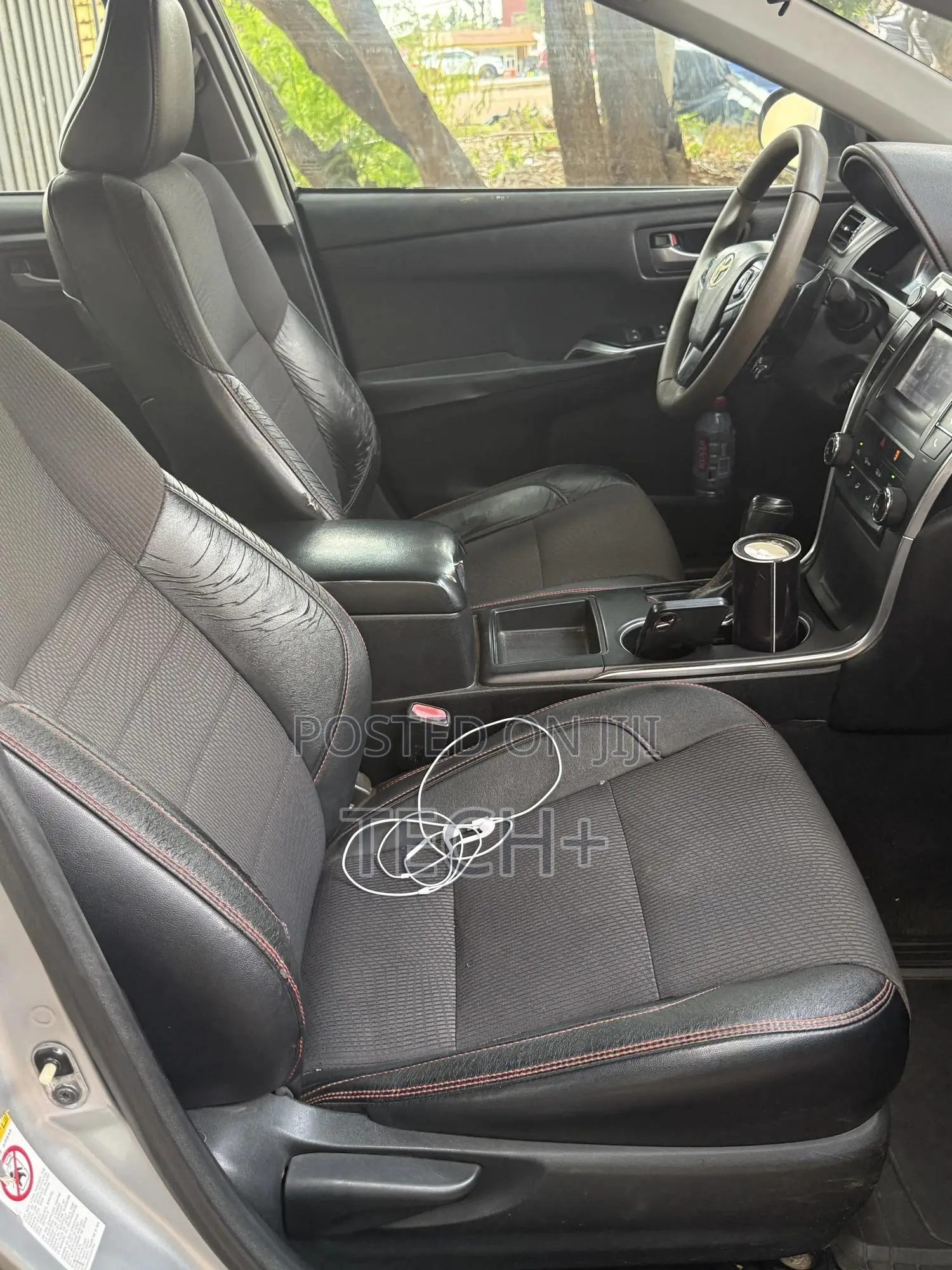 Toyota Camry 2016 Silver