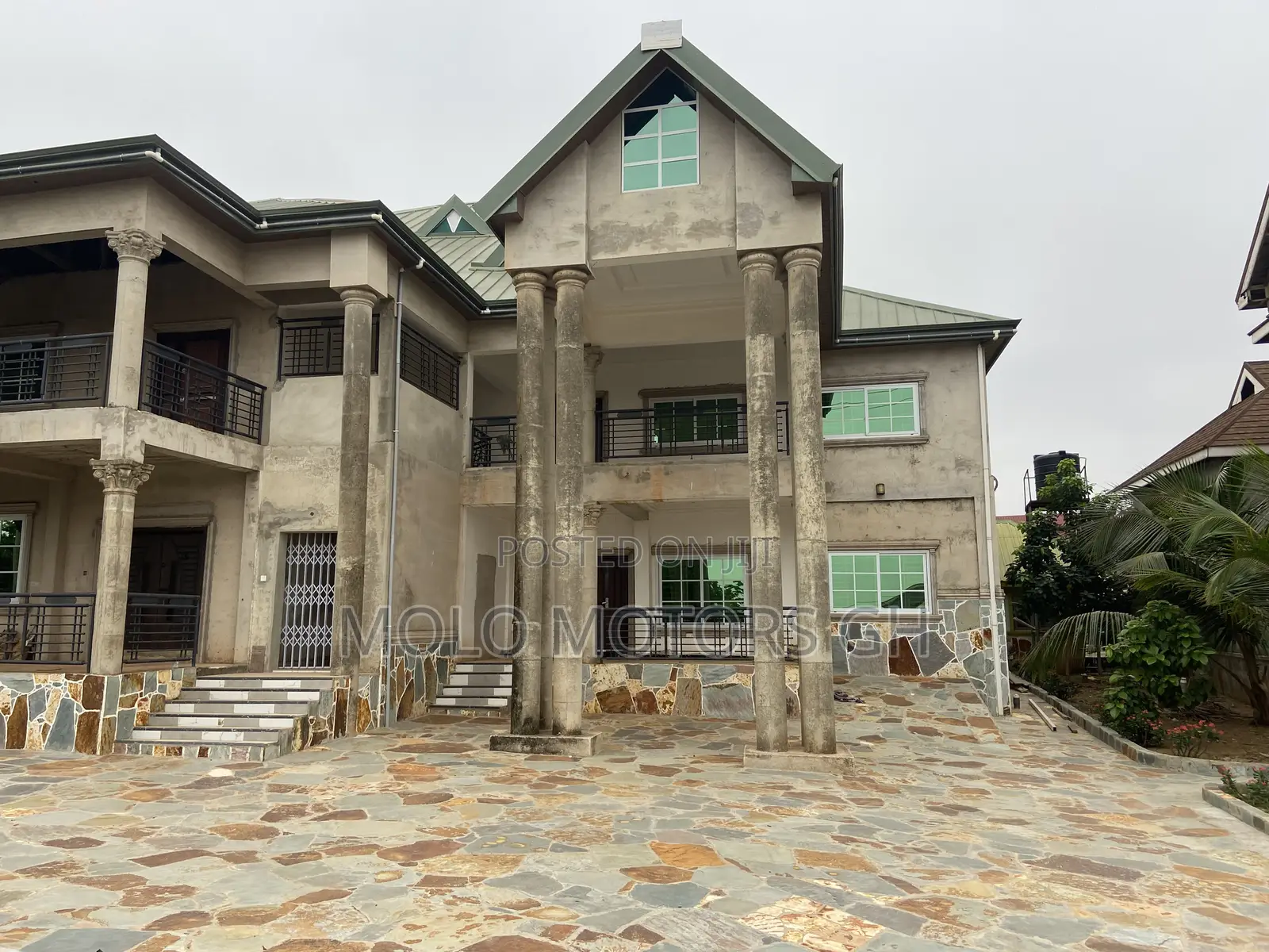 6bdrm House in Kumasi Metropolitan for sale
