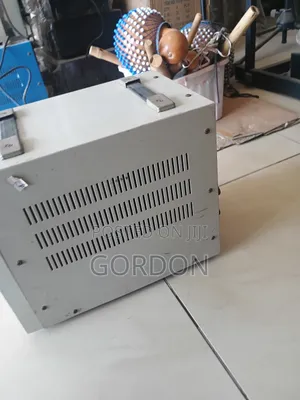 Stabilizer Avr-3000b
