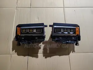 Land Cruiser Prado 2024,2025,2026 Headlight Pair