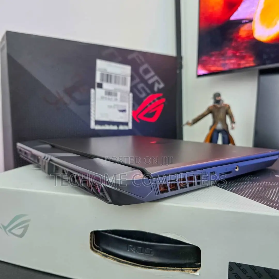 Laptop MSI Vector 16 HX AI A2XWIG 16GB Intel Core I9 SSD 1T