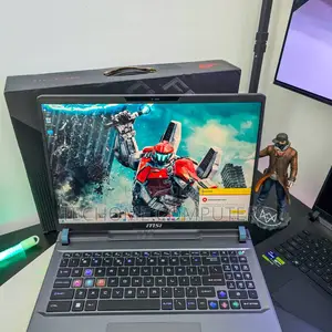 Laptop MSI Vector 16 HX AI A2XWIG 16GB Intel Core I9 SSD 1T