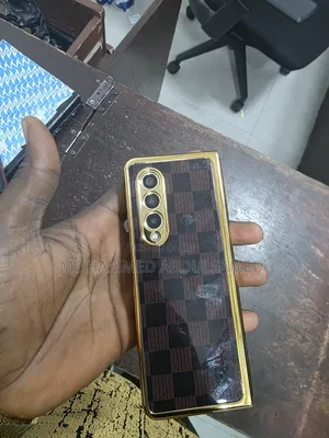 Samsung Galaxy Z Fold 3 256 GB Gold