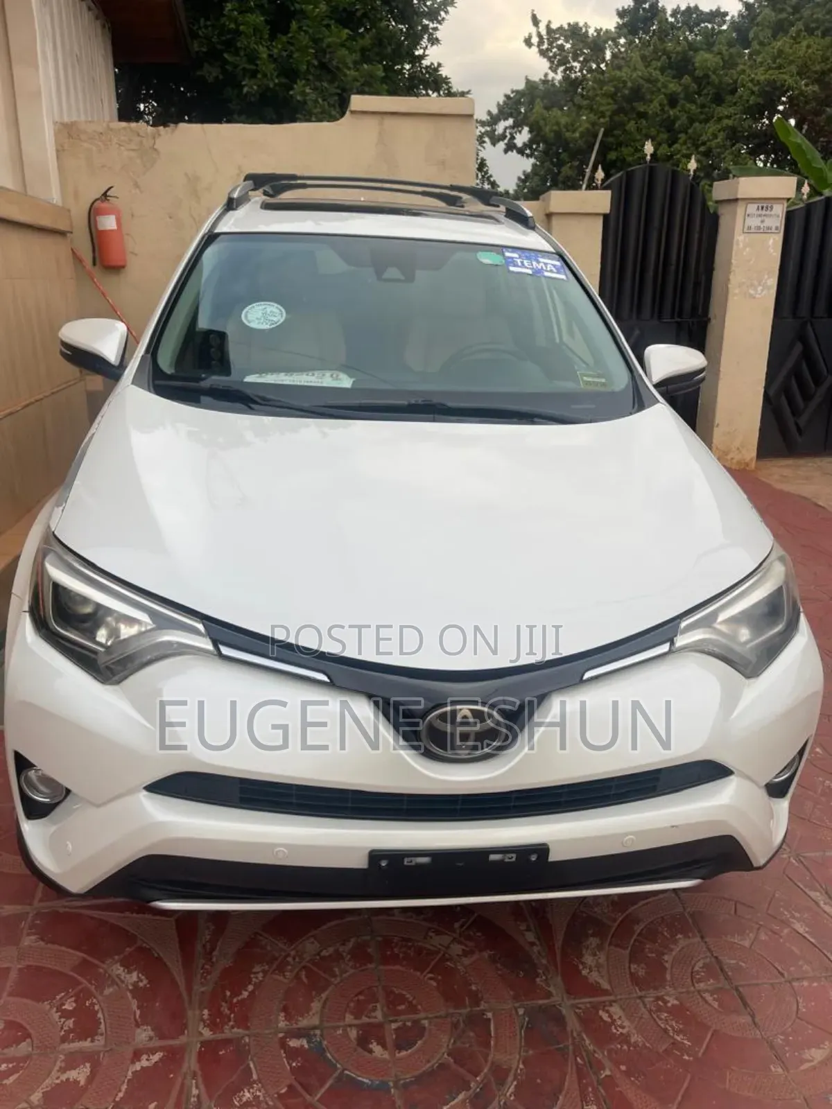 Toyota RAV4 2018 White