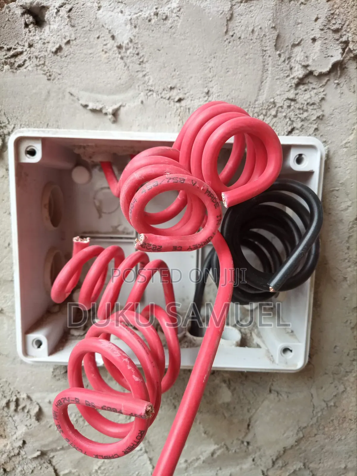Certified Electrician Available 24/7
