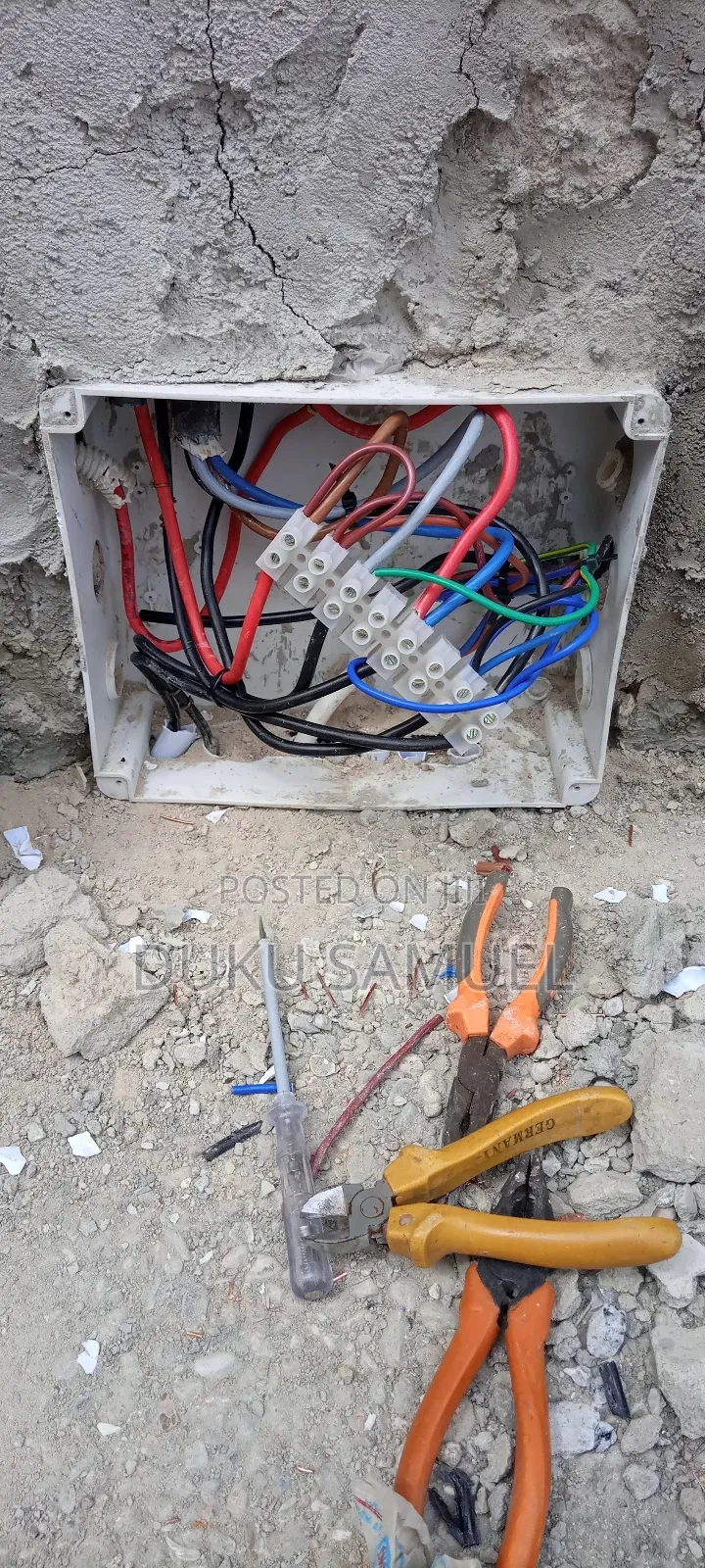 Certified Electrician Available 24/7