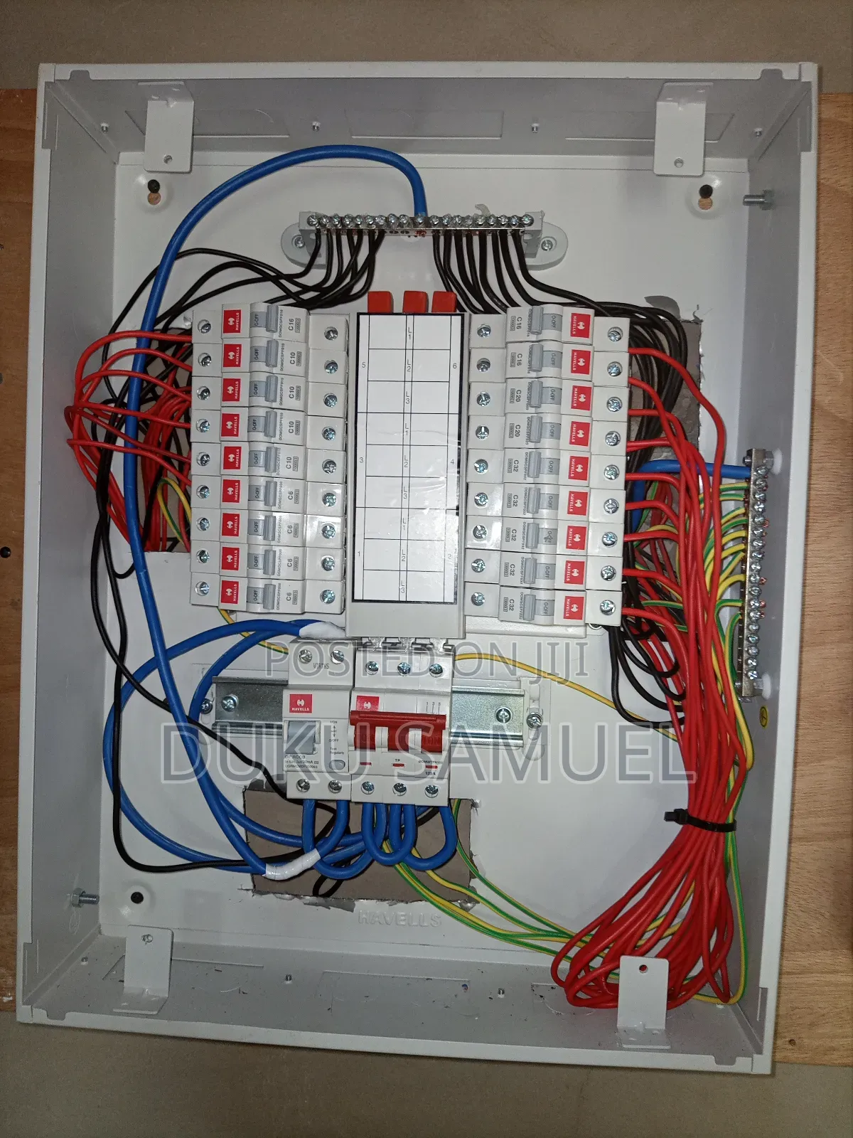 Certified Electrician Available 24/7