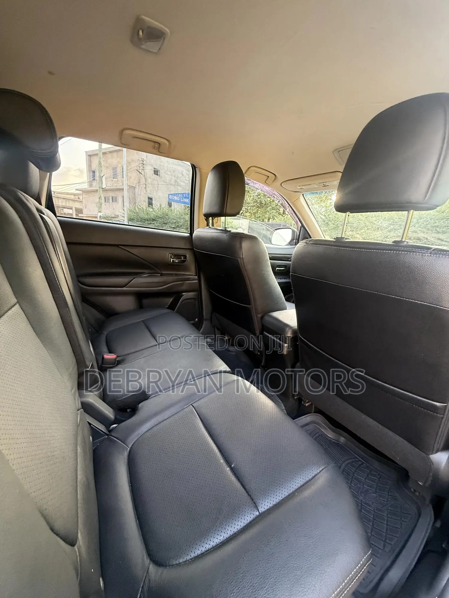 Mitsubishi Outlander SEL FWD 2018 Blue