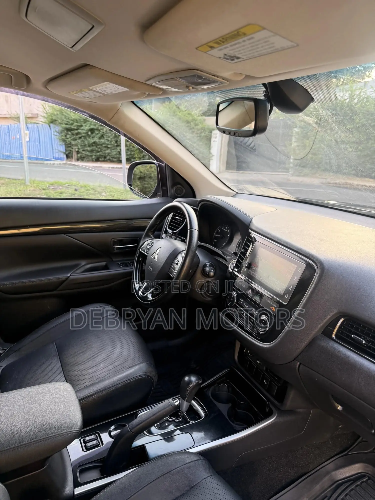 Mitsubishi Outlander SEL FWD 2018 Blue