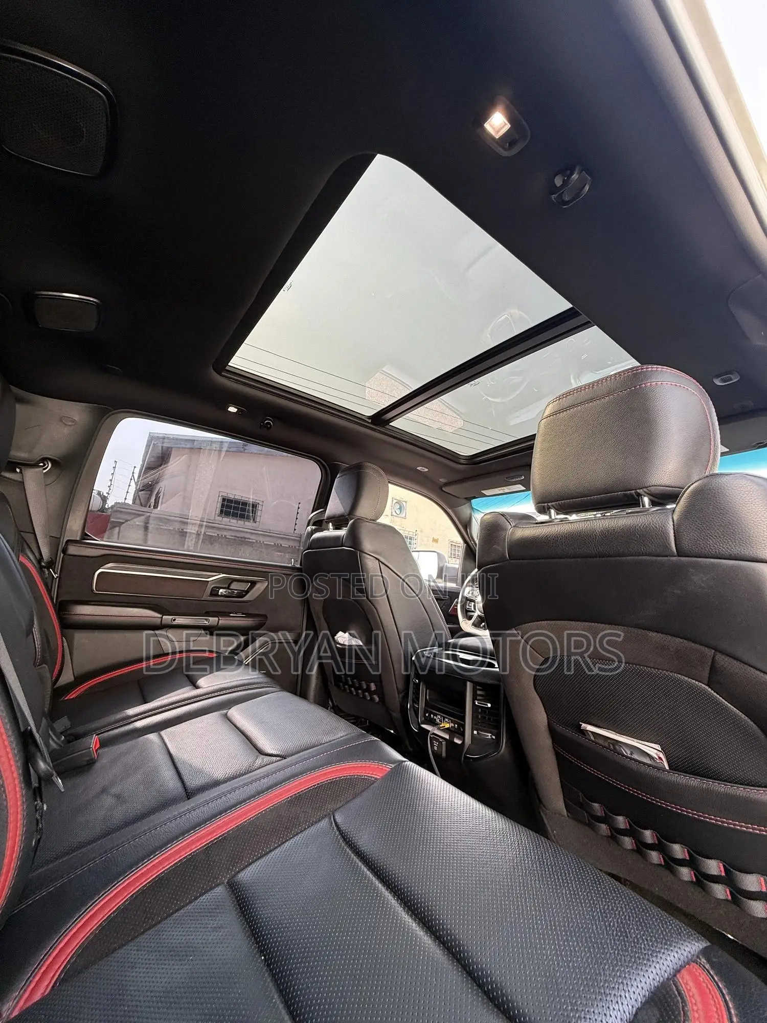 Dodge RAM 2024 White