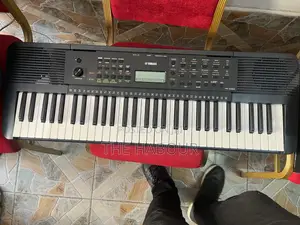 Yamaha PSR- E283 Keyboard
