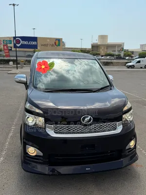 Toyota Voxy 2012 Gray