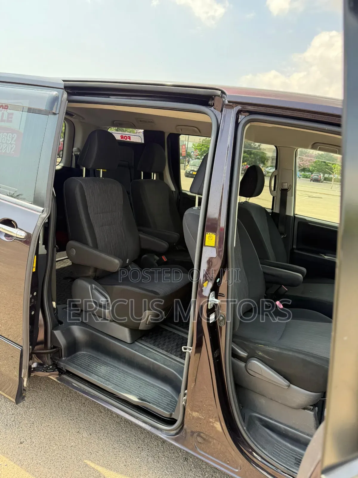 Toyota Voxy 2012 Gray