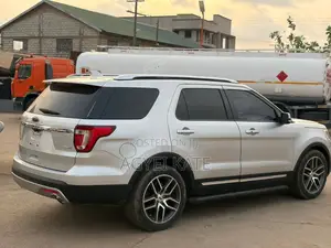 Ford Explorer Limited 4dr SUV (3.5L 6cyl 6A) 2016 Silver
